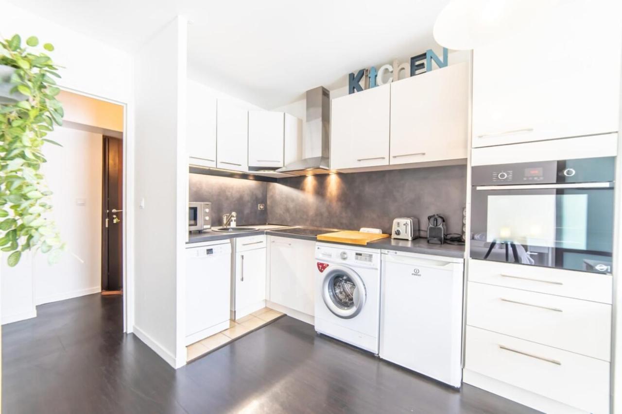 אנסי Apartment Classified 3 Stars Near Downtown And Lake מראה חיצוני תמונה